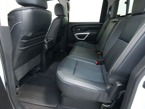 Used 2016 Nissan Titan PRO-4X image 19