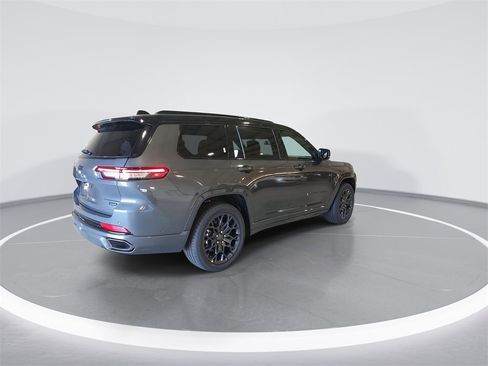 New 2025 Jeep Grand Cherokee L Summit image 8