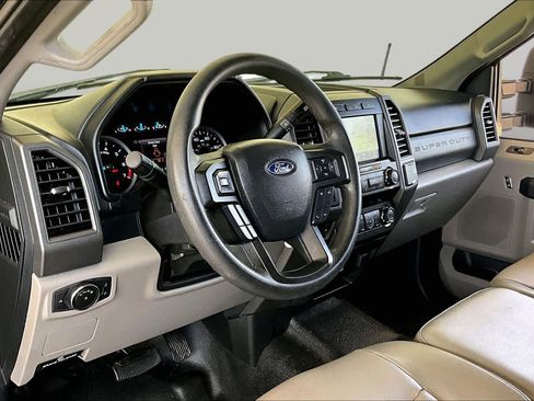 Used 2021 Ford F250 XL w/ STX Appearance Package AWD/4WD image 15