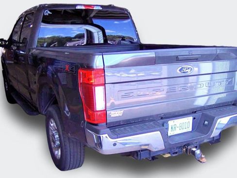 Used 2020 Ford F250 XLT AWD/4WD image 4