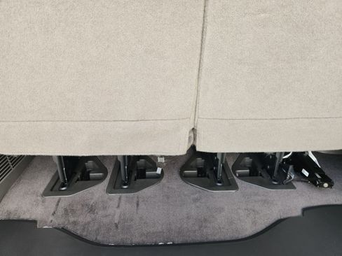 New 2025 Chevrolet Express 3500 LT w/ LT Preferred Equipment Group image 33