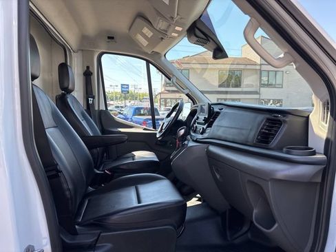 Used 2023 Ford Transit 350 DRW RWD image 15