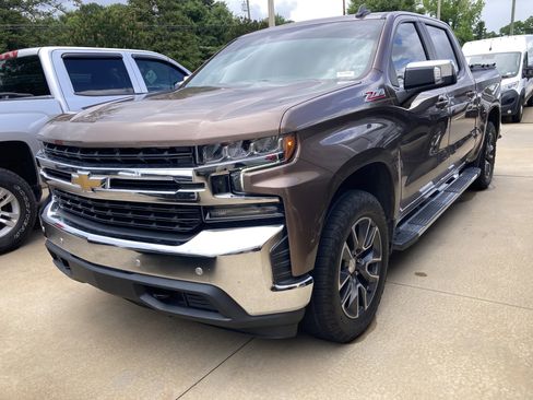Used 2019 Chevrolet Silverado 1500 LT w/ All-Star Edition AWD/4WD image 1