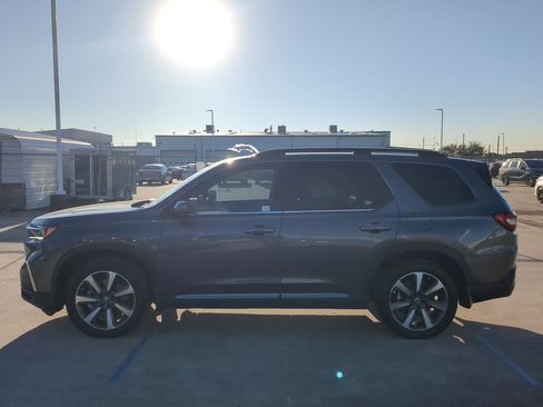 Certified 2024 Honda Pilot Elite image 7