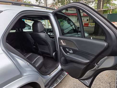 Used 2022 Mercedes-Benz GLE 350 4MATIC w/ AMG Line Exterior image 14