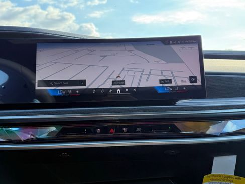 New 2026 BMW 740i xDrive AWD/4WD image 28