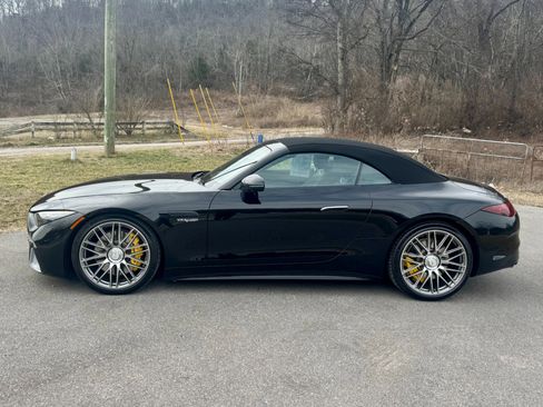 Used 2022 Mercedes-Benz SL 63 AMG ROADSTER DRIVER ASSISTANCE PKG w/ Driver Assistance Package image 6