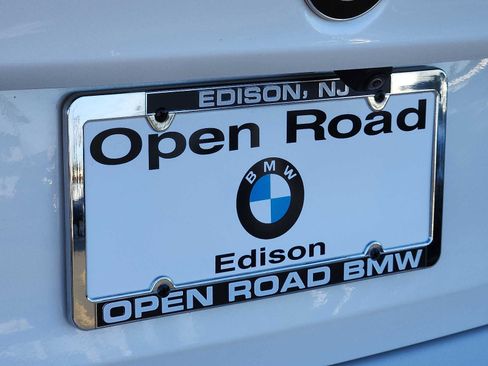 Certified 2023 BMW 540i xDrive w/ Premium Package image 31