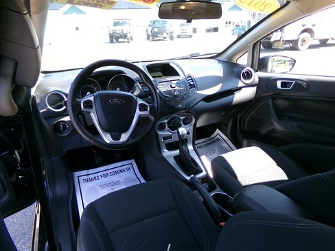 Used 2015 Ford Fiesta SE FWD image 19
