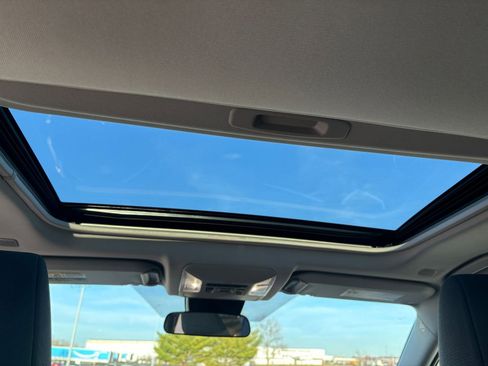 Used 2025 Toyota RAV4 XLE image 30