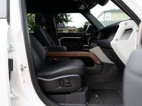 Used 2024 Land Rover Defender 110 S AWD/4WD image 23