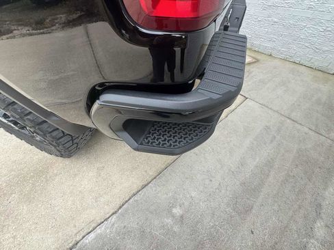 Used 2024 Chevrolet Silverado 2500 High Country w/ Midnight Edition image 23