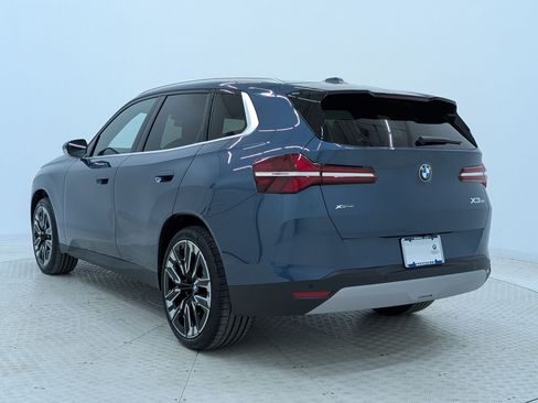 New 2026 BMW X3 xDrive30 w/ Premium Package AWD/4WD image 3
