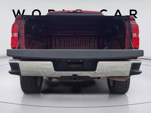 Used 2018 Chevrolet Silverado 1500 LT w/ All Star Edition image 9