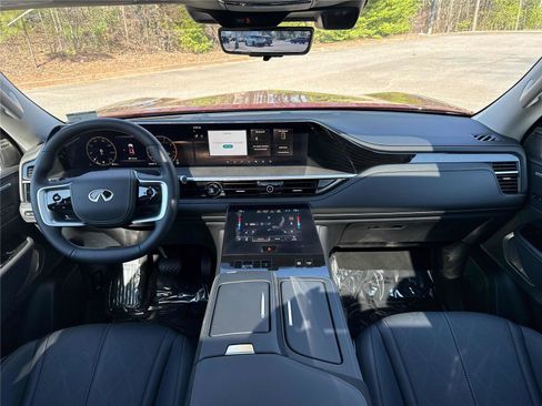 Certified 2025 INFINITI QX80 Sensory image 13