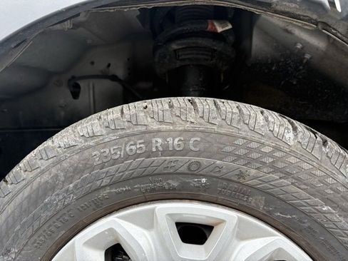 Used 2024 Ford Transit 250 Low Roof w/ Exterior Upgrade Package image 16