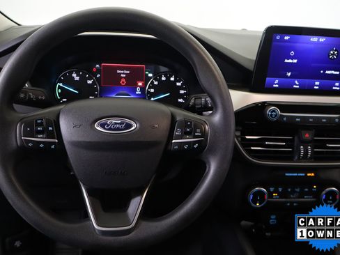 Used 2022 Ford Escape SE image 23