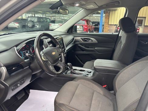 Used 2019 Chevrolet Traverse LT image 10