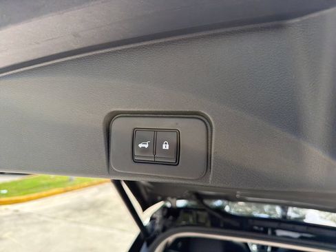 Used 2023 Nissan Rogue SV w/ SV Premium B Package FWD image 35