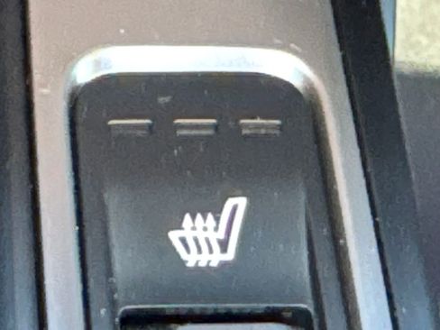 Certified 2025 Kia Sorento S w/ Panoramic Sunroof Package FWD image 28