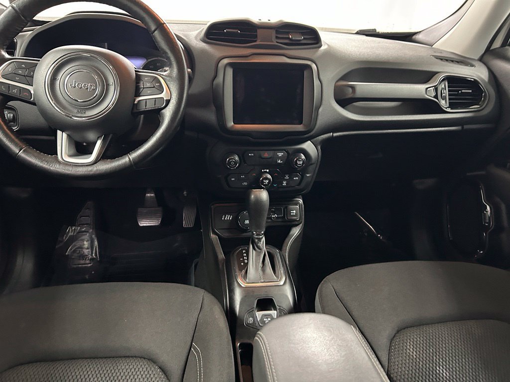 Used 2023 Jeep Renegade Altitude w/ Convenience Group I AWD/4WD image 16