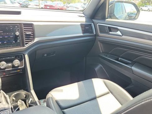Used 2020 Volkswagen Atlas Cross Sport SEL R-Line w/ Cross Sport MDO Package AWD/4WD image 23