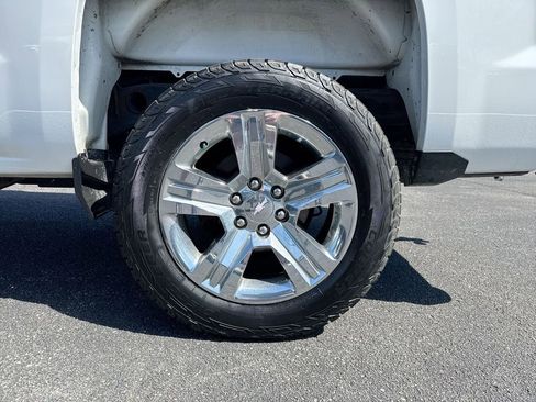 Used 2017 Chevrolet Silverado 1500 Custom w/ Custom Convenience Package RWD image 26