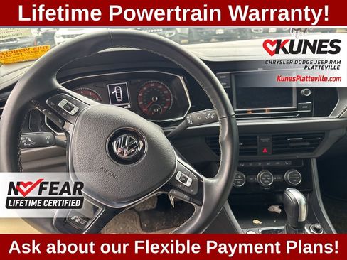 Used 2021 Volkswagen Jetta R-Line image 15