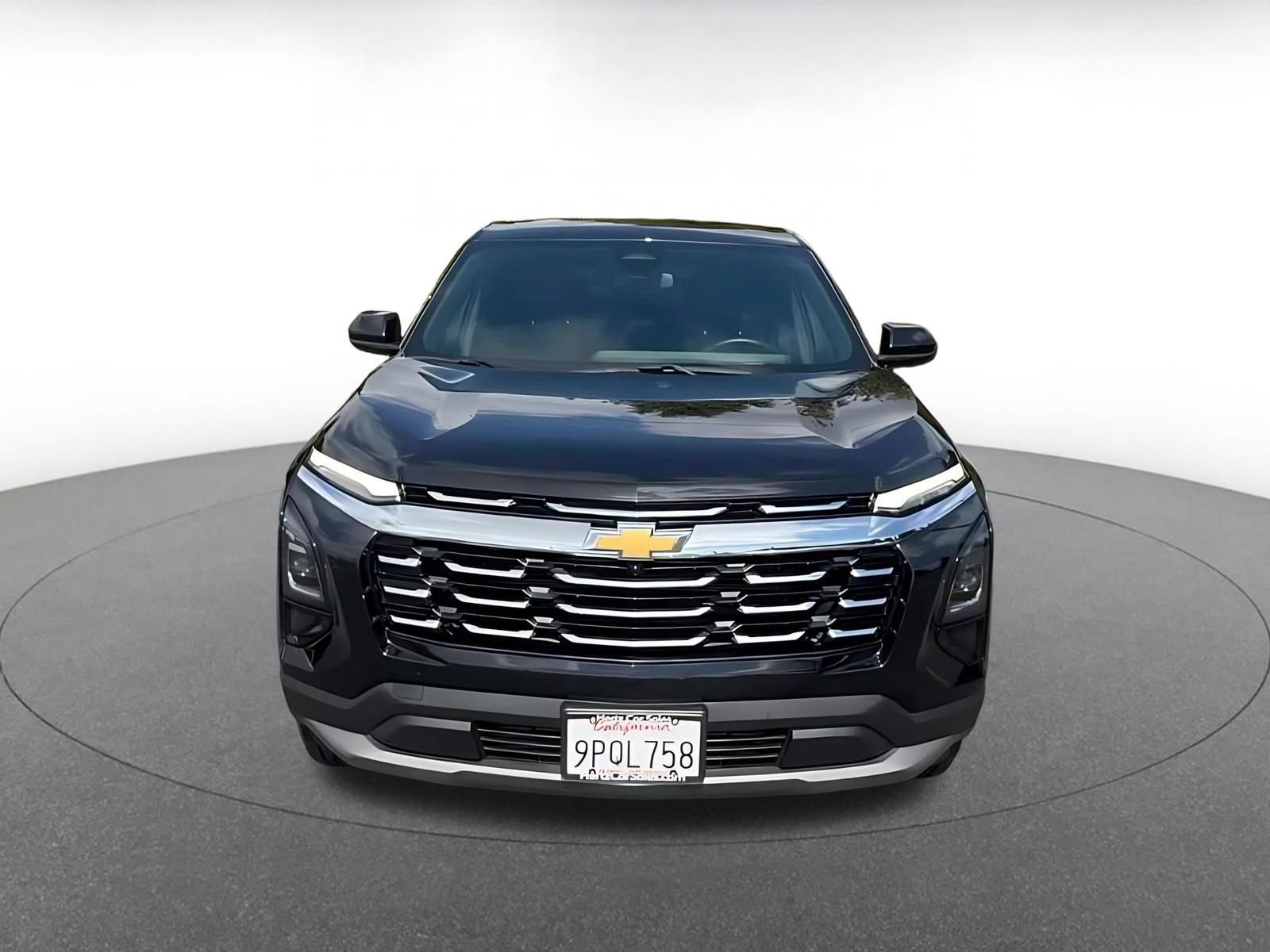 Used 2025 Chevrolet Equinox LT FWD image 4