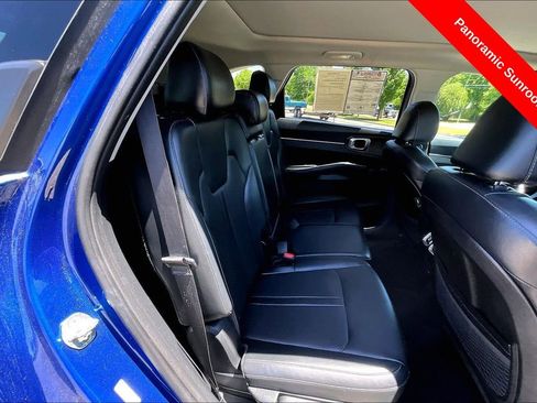 Used 2021 Kia Sorento S w/ Panoramic Sunroof Package FWD image 23
