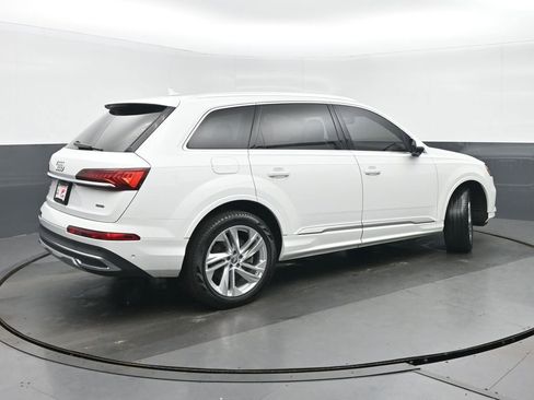 Used 2020 Audi Q7 3.0T Premium Plus AWD/4WD image 3