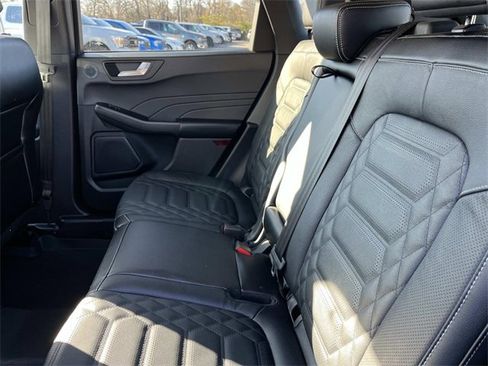 Used 2023 Ford Escape Platinum w/ Premium Technology Package image 21