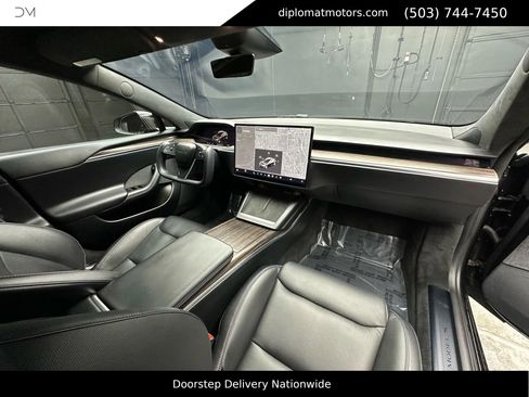 Used 2021 Tesla Model S Plaid image 19