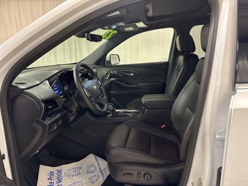 Used 2023 Chevrolet Traverse High Country AWD/4WD image 13