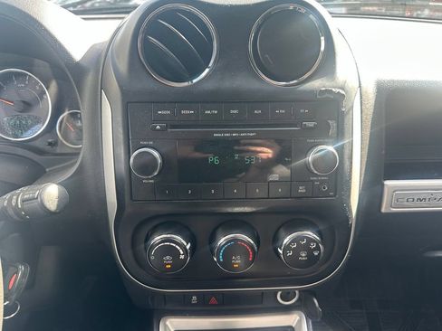 Used 2015 Jeep Compass 4WD image 7
