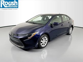 Used 2023 Toyota Corolla LE image 1