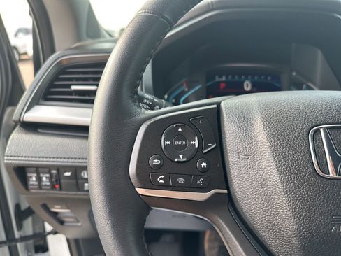 Used 2023 Honda Odyssey EX-L image 16