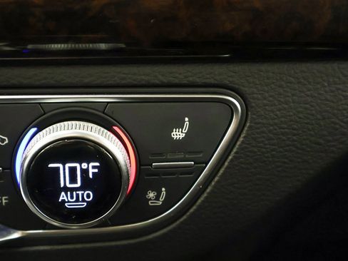 Used 2018 Audi Q5 2.0T Premium Plus w/ Premium Plus Package image 54