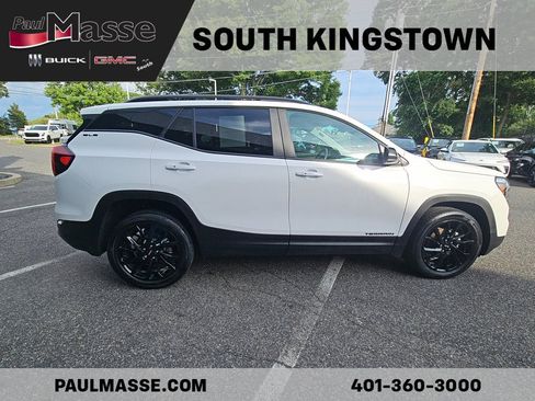 Certified 2024 GMC Terrain SLE w/ Driver Convenience Package AWD/4WD image 8
