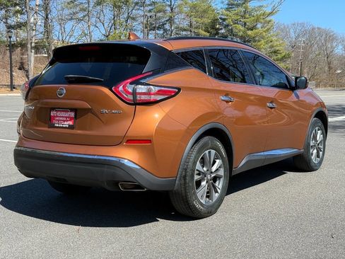 Used 2017 Nissan Murano SV image 5