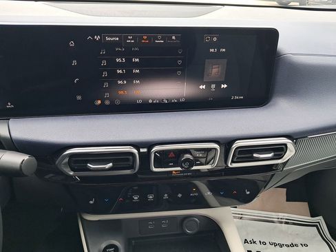 New 2026 Nissan Sentra SL w/ Floor Mat Package FWD image 19