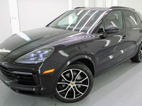 Used 2019 Porsche Cayenne AWD/4WD image 28