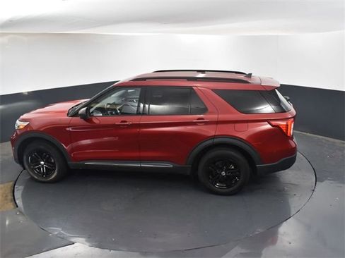 Used 2021 Ford Explorer XLT w/ Class III Trailer Tow Package image 25