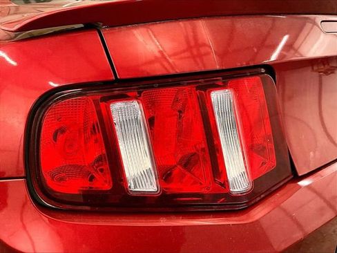 Used 2012 Ford Mustang Coupe RWD image 28