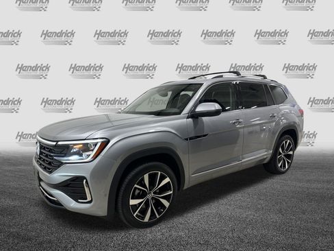 Used 2024 Volkswagen Atlas SEL Premium R-Line AWD/4WD image 5