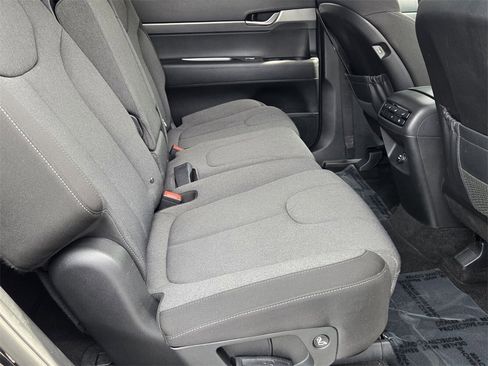 Used 2020 Hyundai Palisade SE image 15
