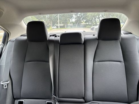 Used 2025 Toyota Corolla LE FWD image 31