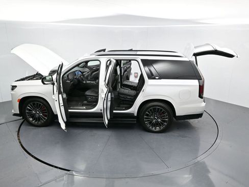 Certified 2023 Cadillac Escalade V image 52