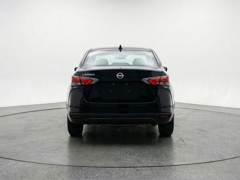 Used 2025 Nissan Versa SV image 7