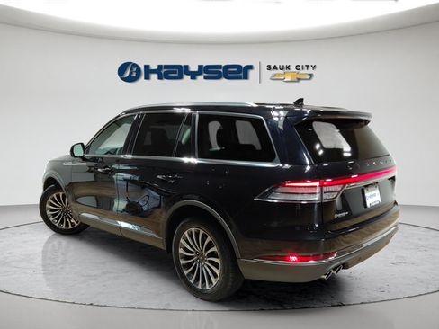 Used 2024 Lincoln Aviator AWD w/ Premium Package image 5